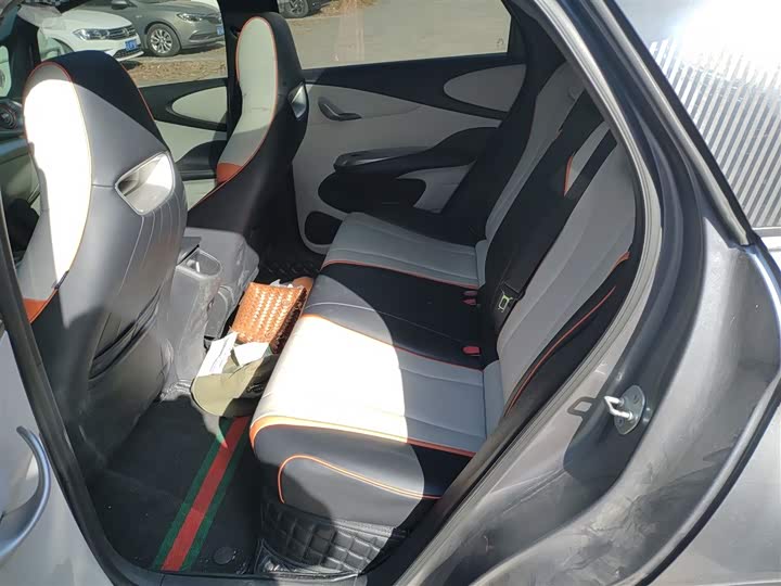 Фото 17 - BYD Dolphin