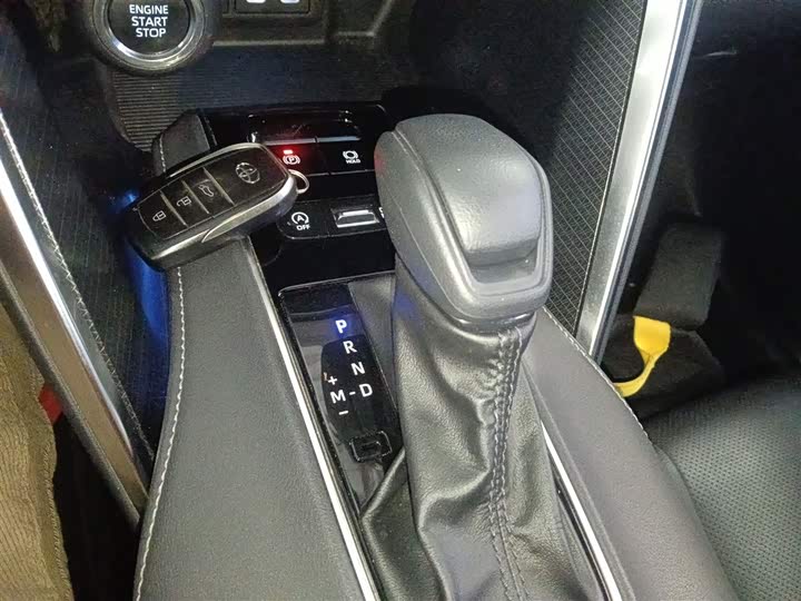 Фото 14 - Toyota Venza