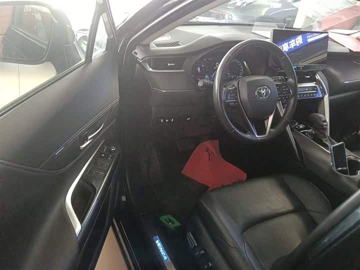 Фото 16 - Toyota Venza