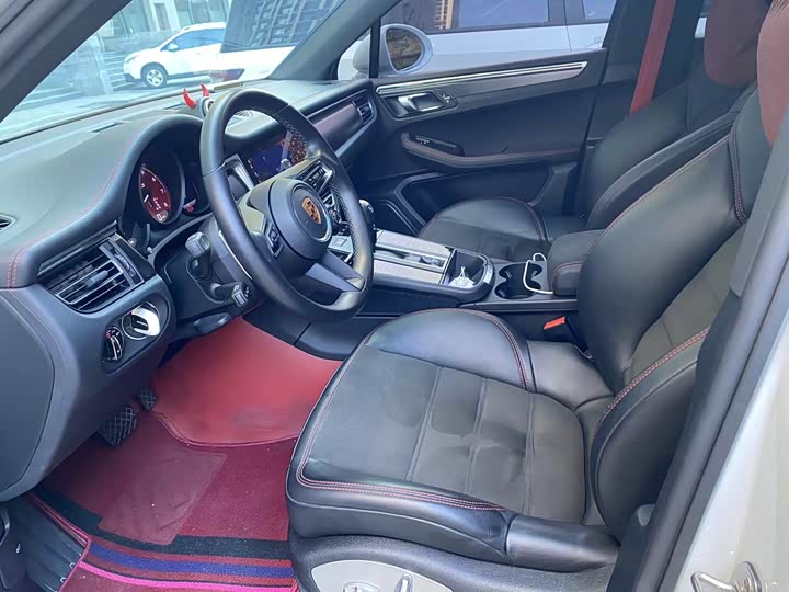 Фото 3 - Porsche Macan