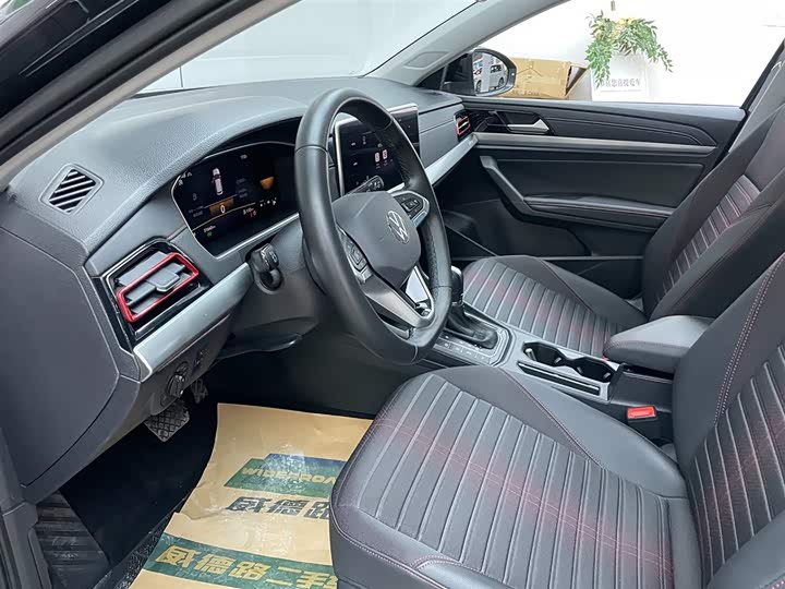 Фото 13 - Volkswagen Lavida