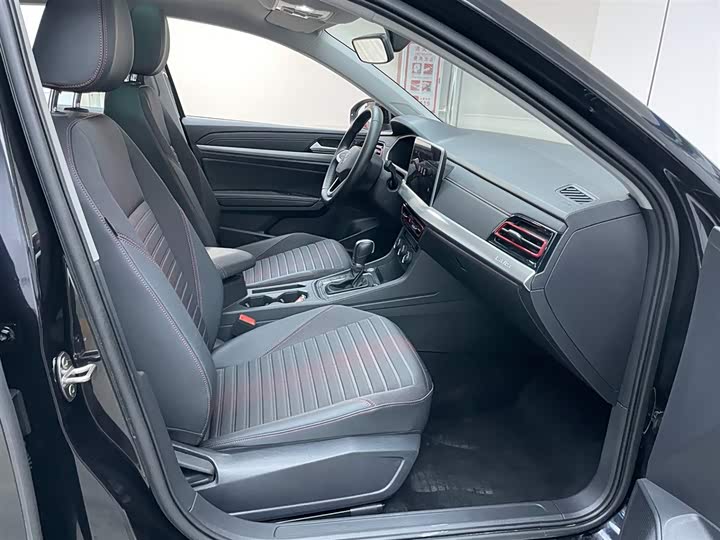 Фото 18 - Volkswagen Lavida