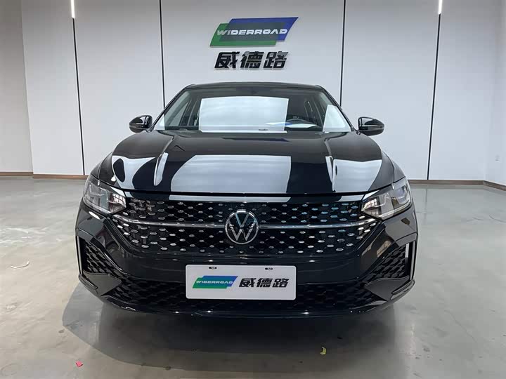 Фото 2 - Volkswagen Lavida