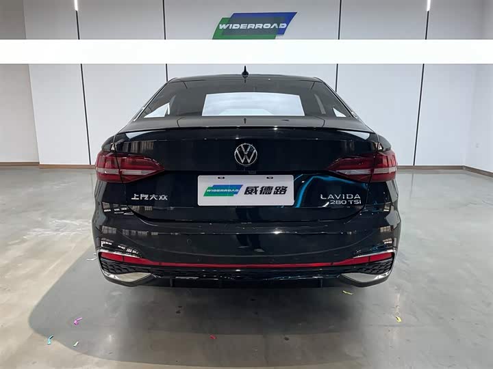 Фото 4 - Volkswagen Lavida