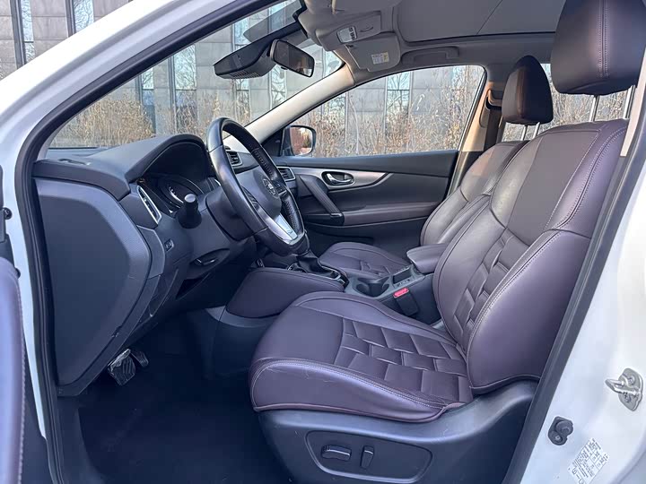 Фото 14 - Nissan Qashqai