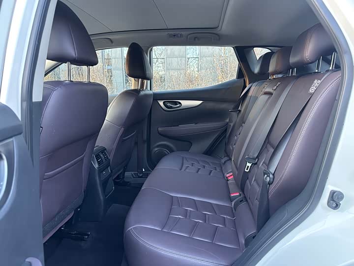 Фото 16 - Nissan Qashqai