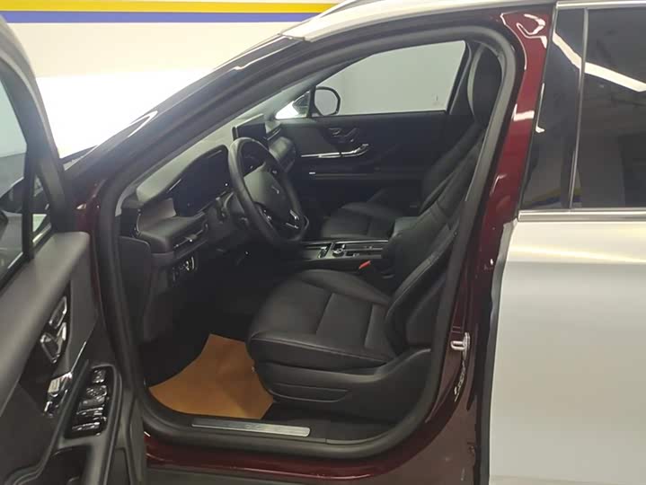 Фото 9 - Lincoln Corsair