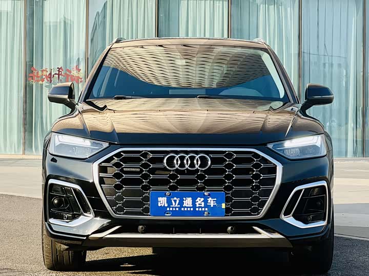 Фото 2 - Audi Q5L