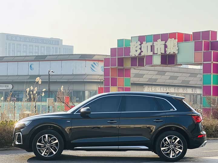 Фото 3 - Audi Q5L