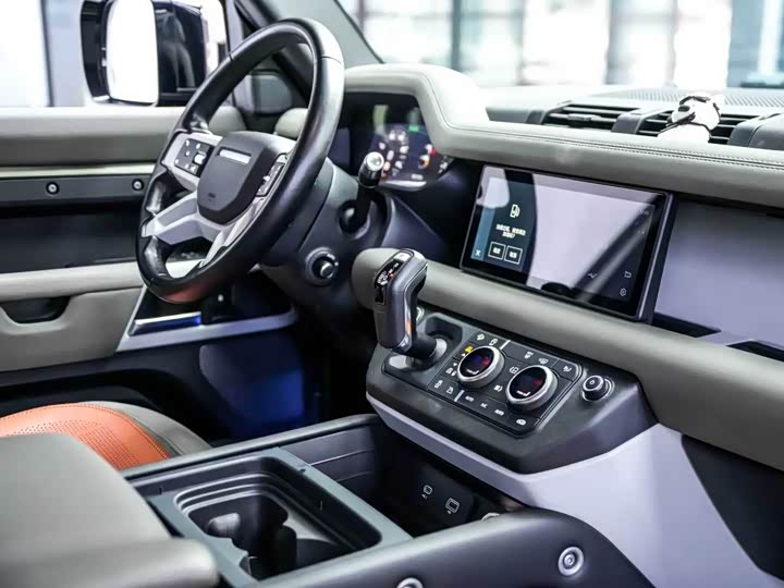 Фото 5 - Land Rover Defender