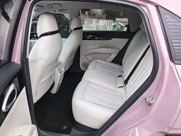 Фото 6 - Geely Galaxy Geome