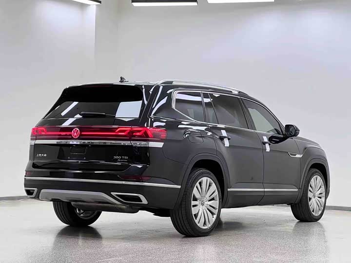 Фото 28 - Volkswagen Teramont Pro