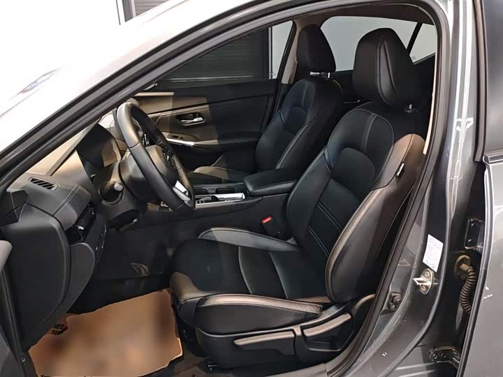 Фото 15 - Nissan Sylphy