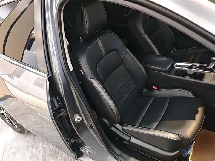 Фото 25 - Nissan Sylphy