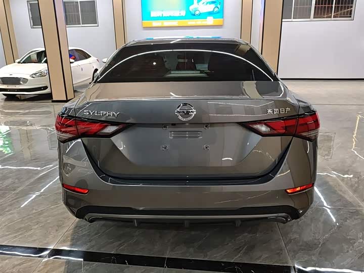 Фото 6 - Nissan Sylphy