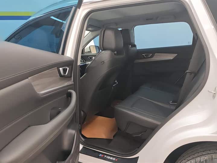 Фото 11 - Chery Tiggo 8