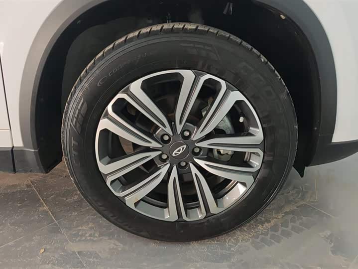 Фото 6 - Chery Tiggo 8