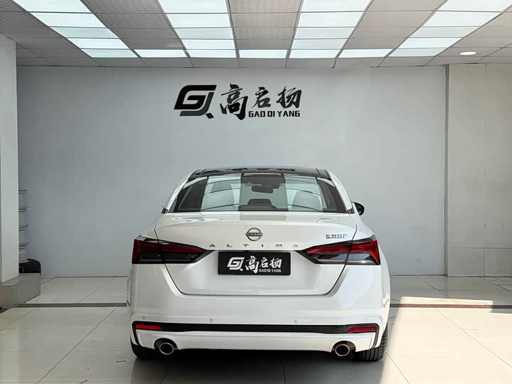 Фото 29 - Nissan Teana