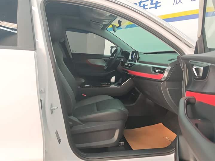 Фото 8 - Chery Tiggo 7