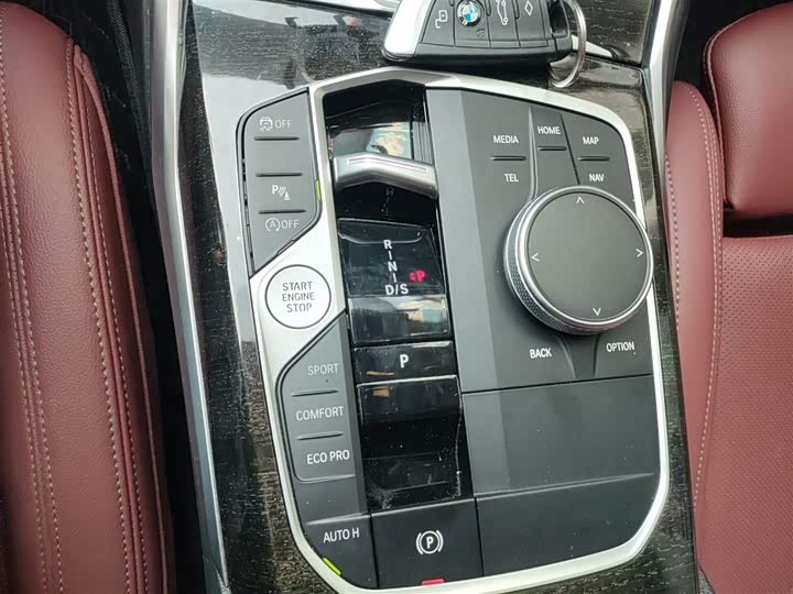 Фото 14 - BMW 3 Series