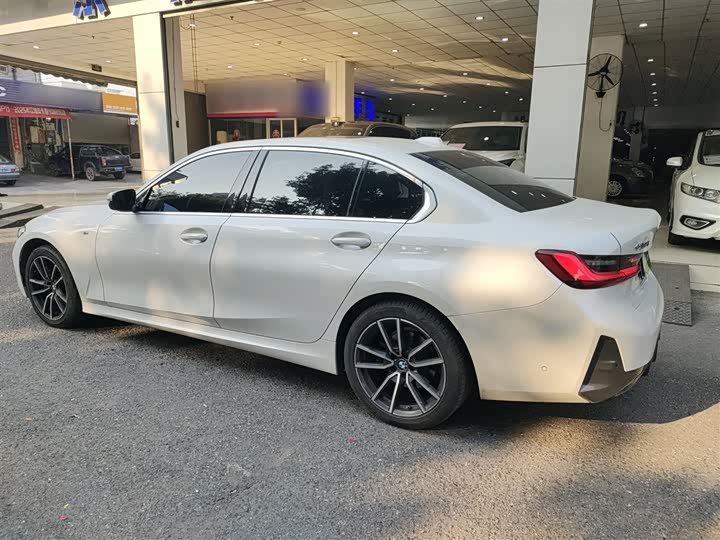 Фото 5 - BMW 3 Series