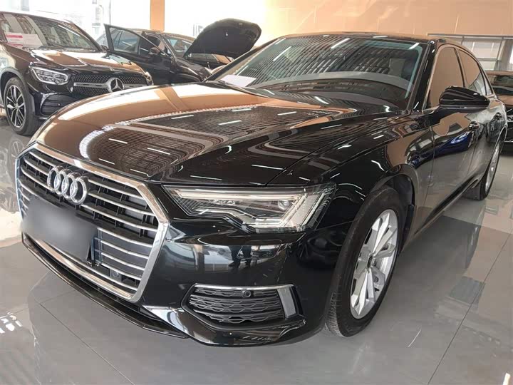 Фото 2 - Audi A6L