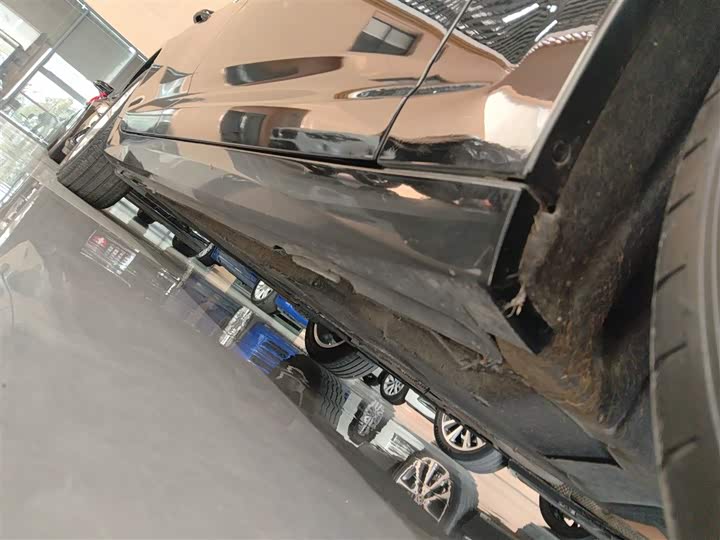 Фото 21 - Audi A6L