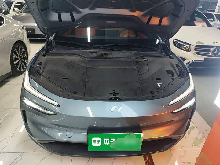 Фото 10 - Nio Onvo L60