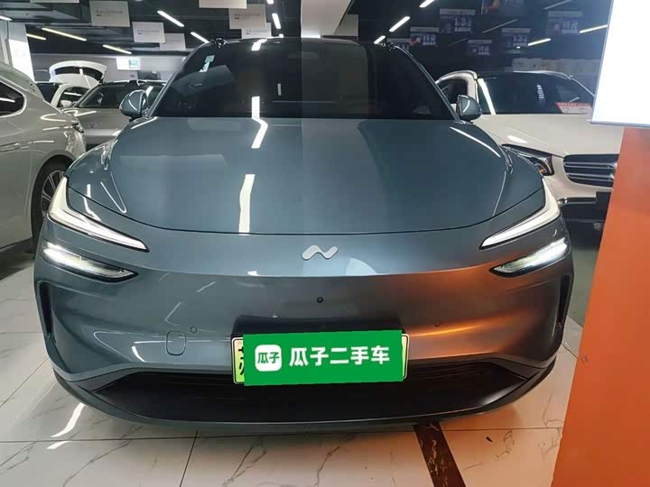 Фото 19 - Nio Onvo L60