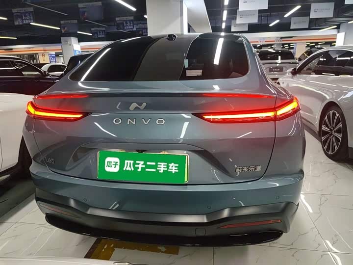 Фото 22 - Nio Onvo L60