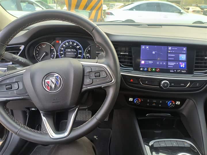 Фото 10 - Buick Regal