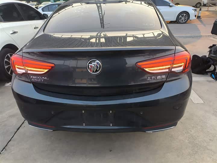 Фото 6 - Buick Regal