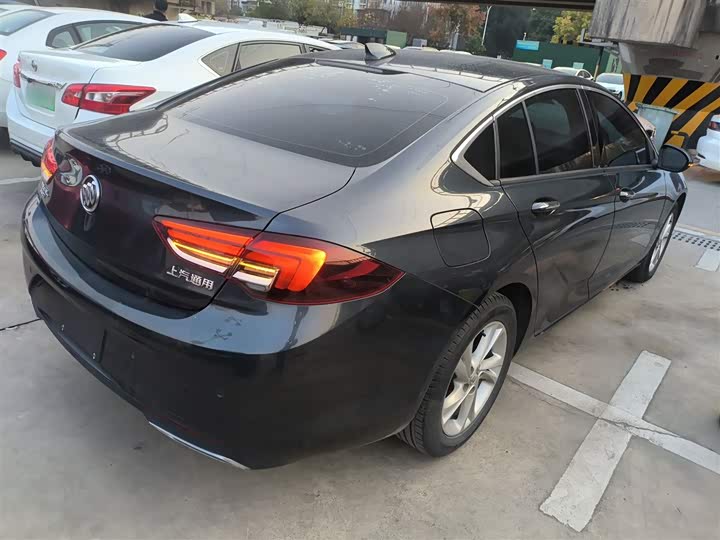 Фото 7 - Buick Regal