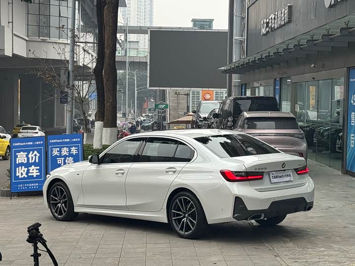 Фото 4 - BMW 3 Series