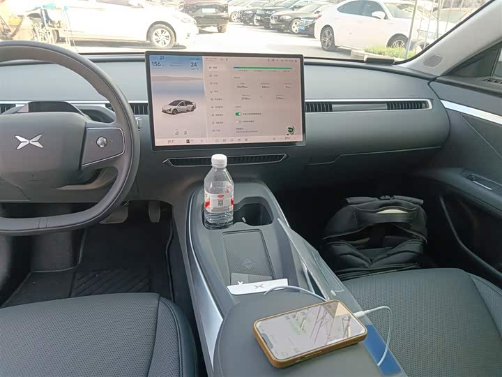 Фото 13 - XPeng Mona M03