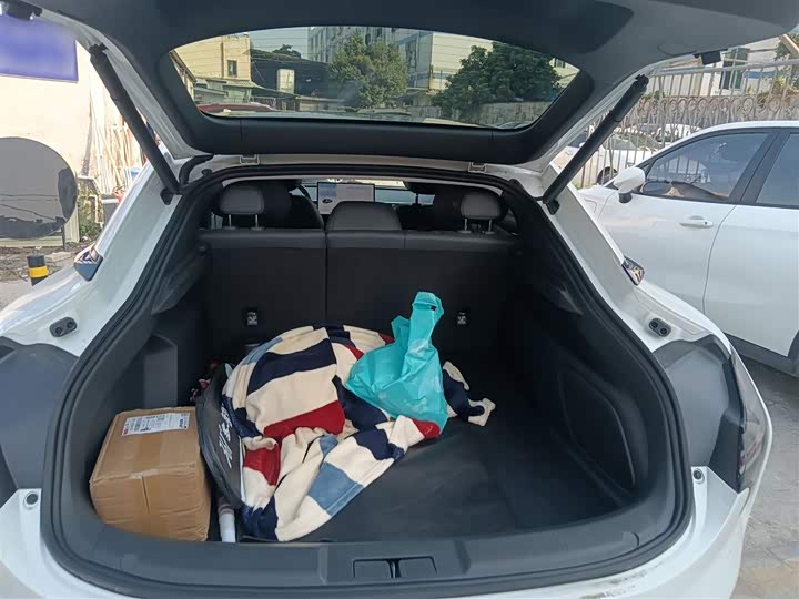 Фото 19 - XPeng Mona M03