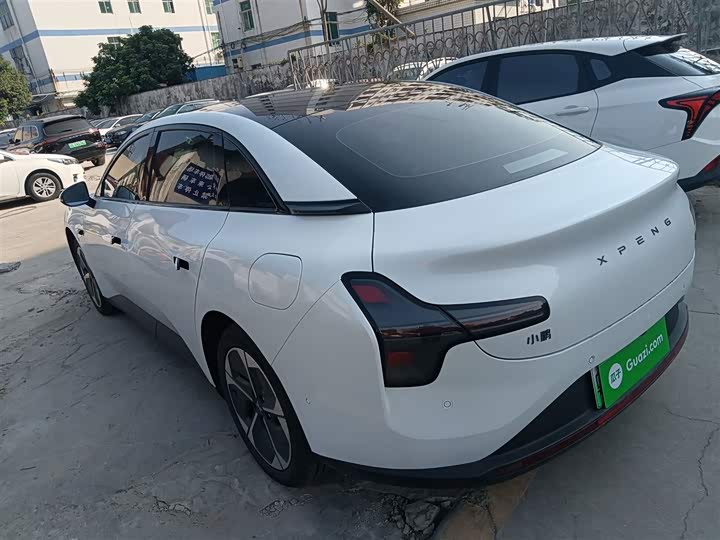 Фото 5 - XPeng Mona M03