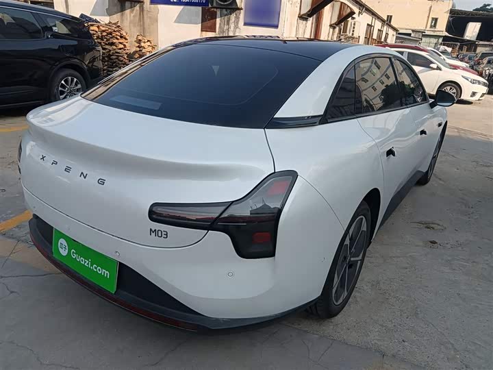 Фото 7 - XPeng Mona M03