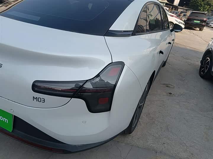 Фото 8 - XPeng Mona M03