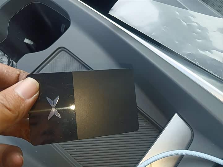 Фото 9 - XPeng Mona M03