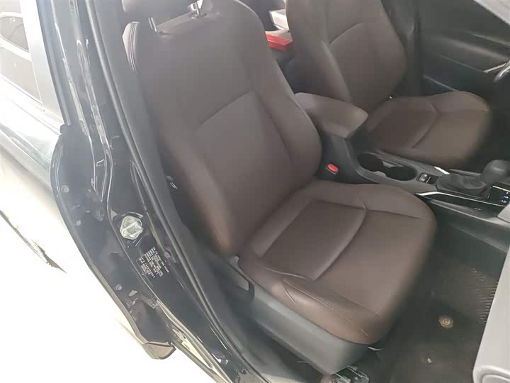 Фото 25 - Toyota Frontlander