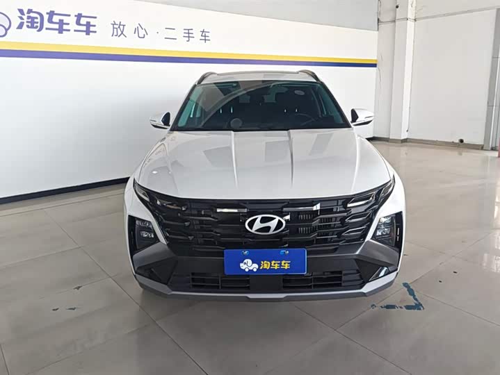 Фото 2 - Hyundai Tucson L