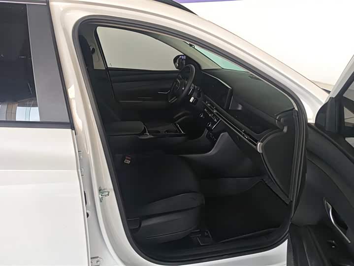 Фото 8 - Hyundai Tucson L