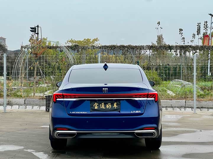 Фото 4 - Buick LaCrosse