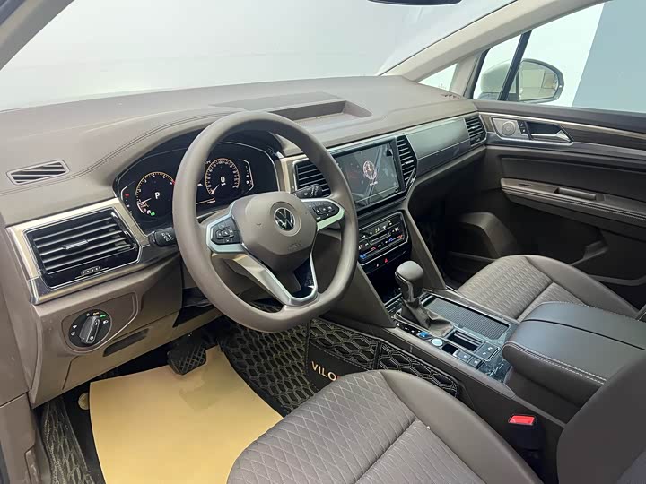 Фото 5 - Volkswagen Viloran