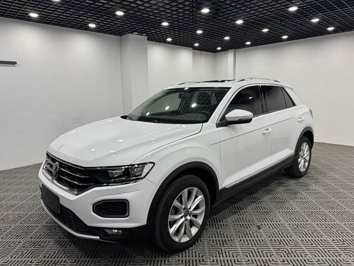 Фото 3 - Volkswagen T-Roc