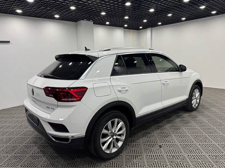 Фото 7 - Volkswagen T-Roc