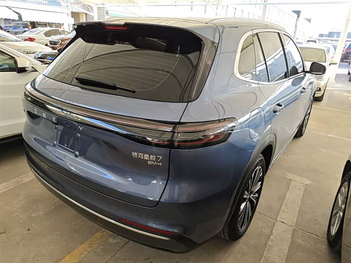 Фото 7 - Geely Galaxy Starship 7