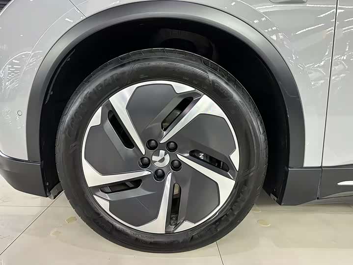 Фото 10 - Nio ES6