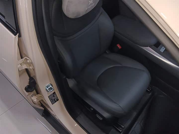 Фото 25 - XPeng Mona M03